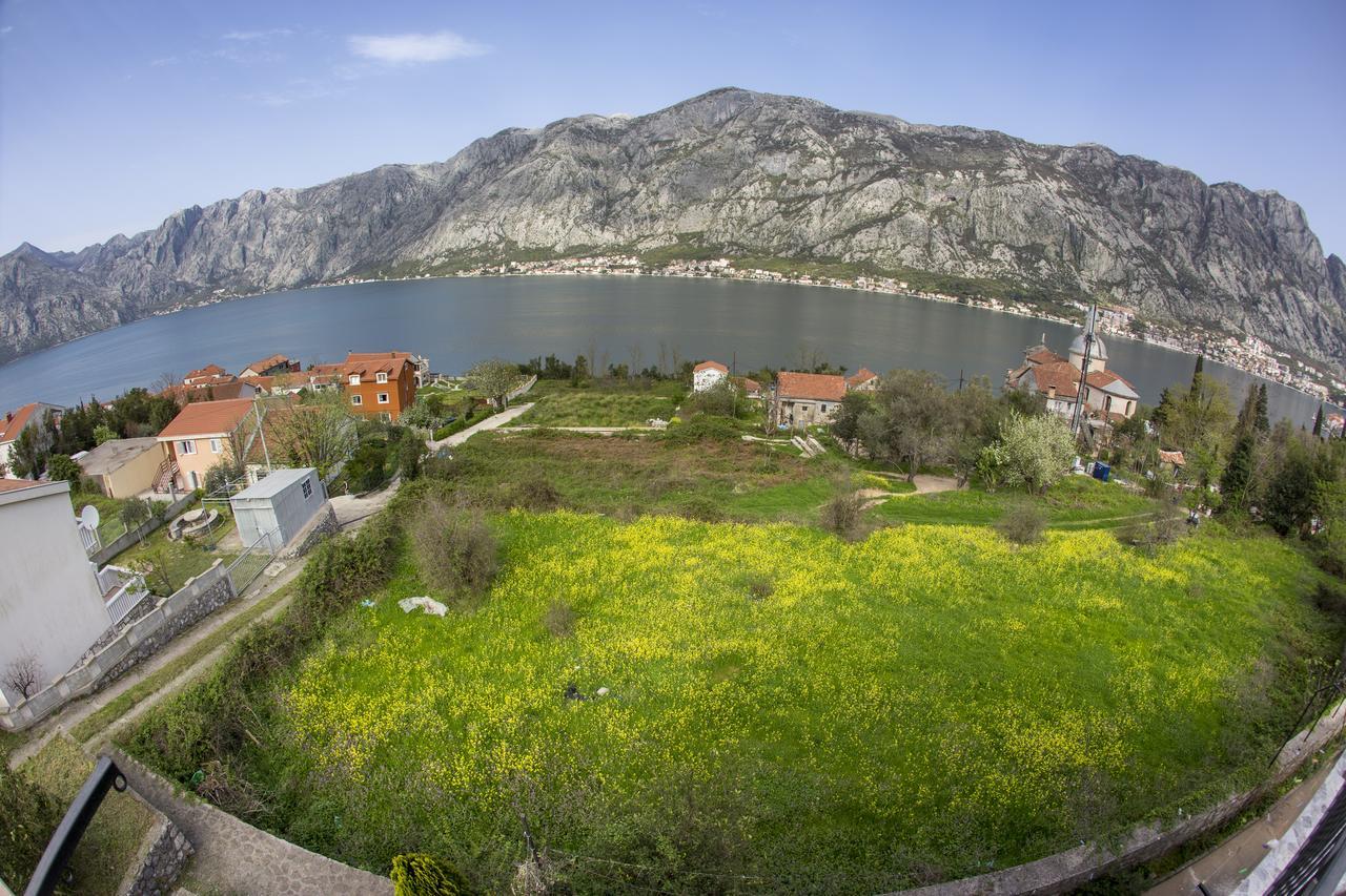 Lux Apartments Fabris Kotor Exterior photo